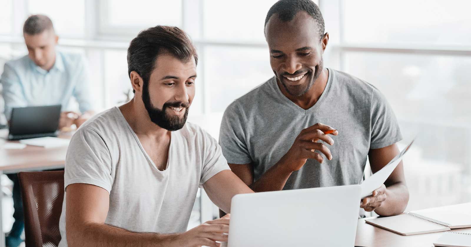 Should You Publish Content on a Company Blog or on Medium.com?