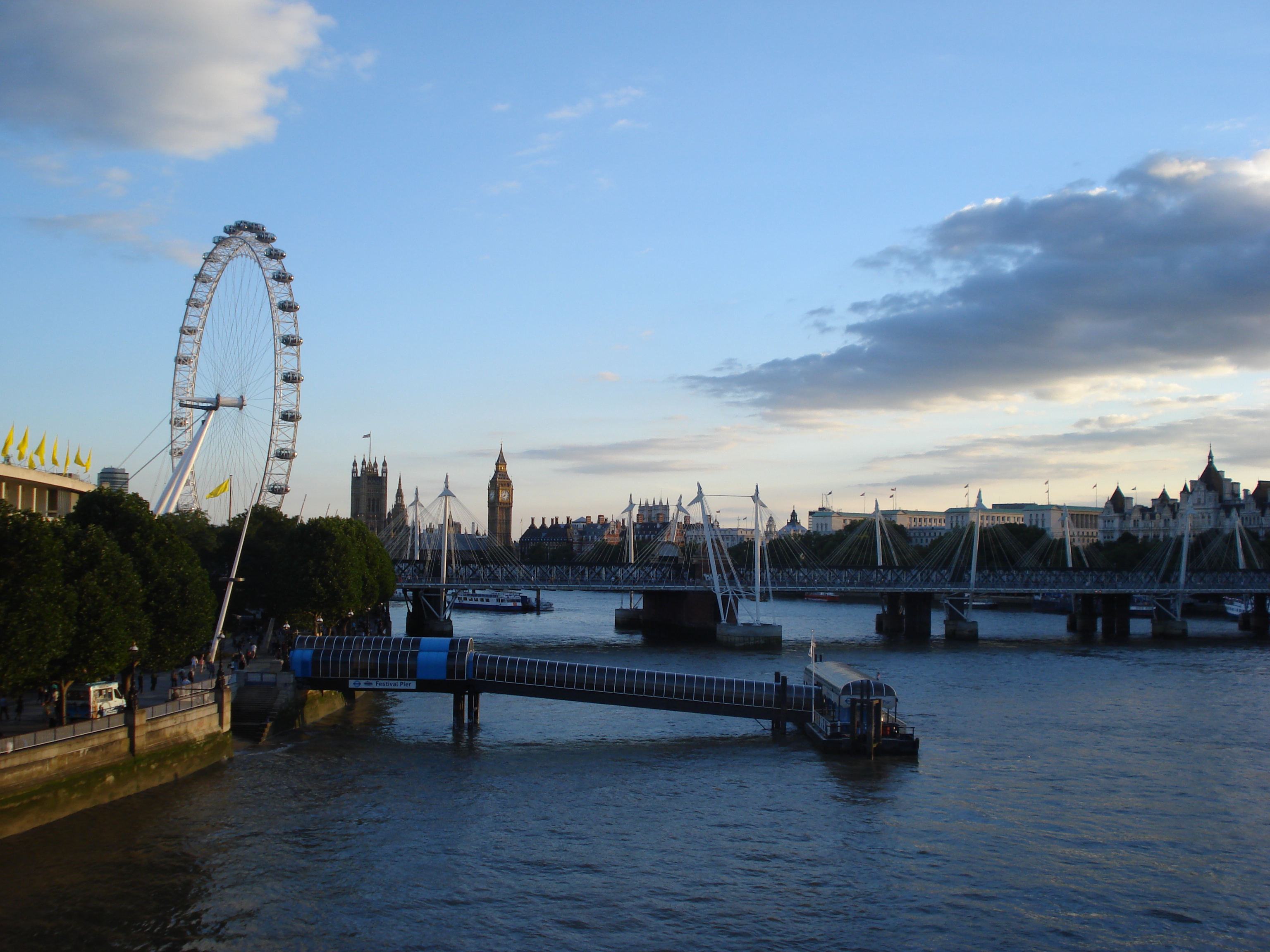 How To Build A Global Community By Running Industry Events